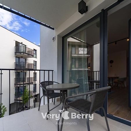 Garbary 104 - Apartament Z Balkonem - Self Check In 24H Poznan Luaran gambar