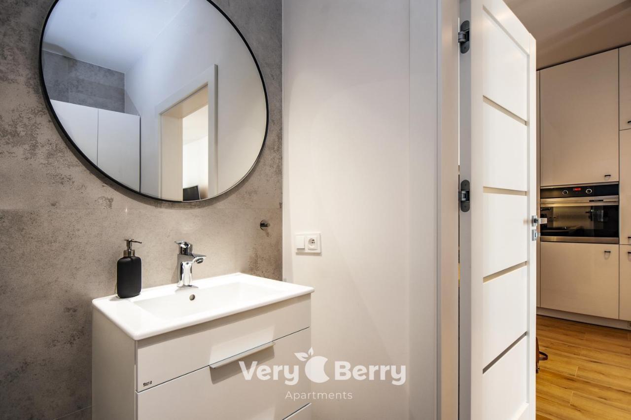 Garbary 104 - Apartament Z Balkonem - Self Check In 24H Poznan Luaran gambar